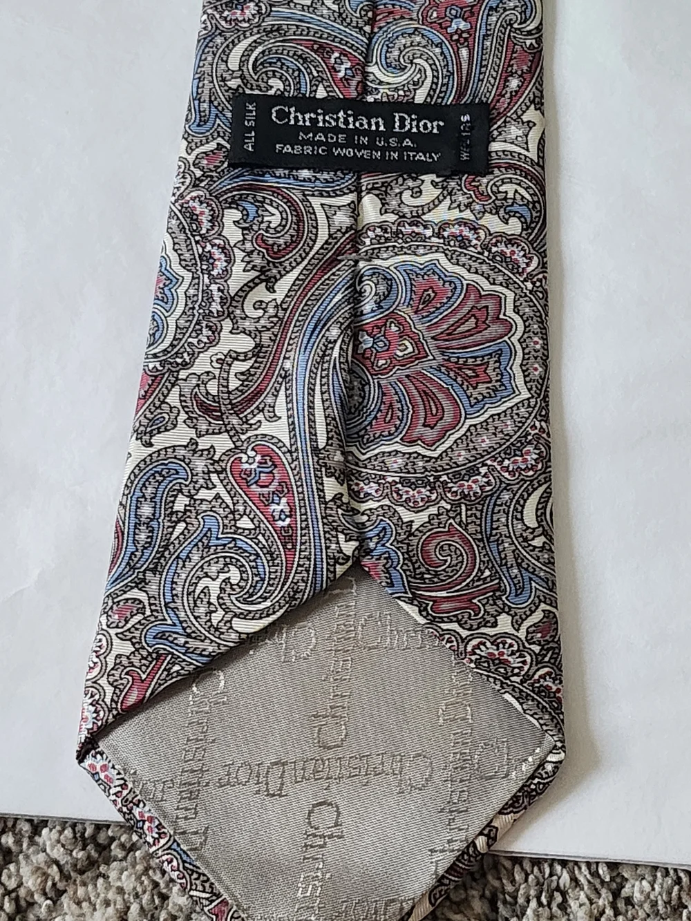 Christian Dior Silk Paisley Tie Made in USA Fabric Woven in Italy 3.75